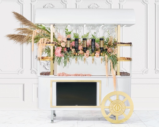 [81509] White And Gold Wagon