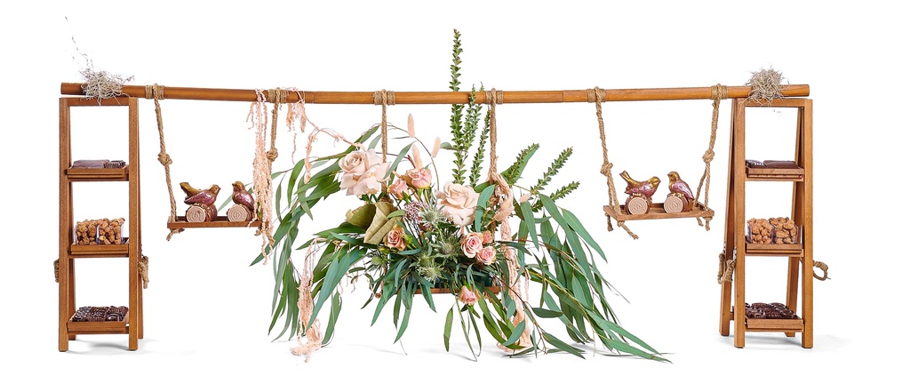 Deluxe Floral Short Ladder Lg