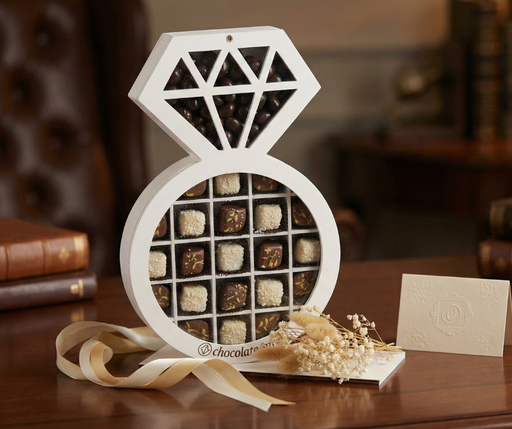 [72041] Diamond Ring Chocolate Box Large