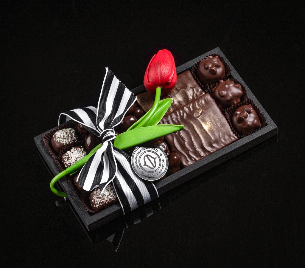 Black Tray With Tulip