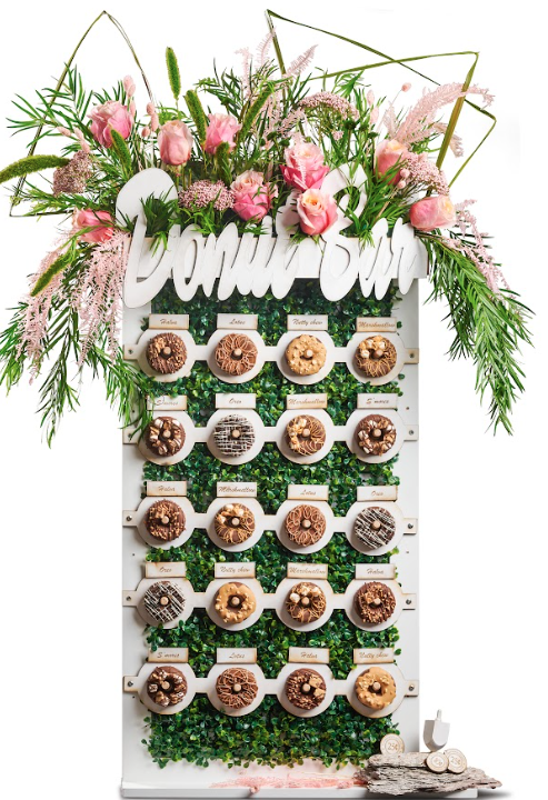 Donut Bar Wall 20-pc With Flowers