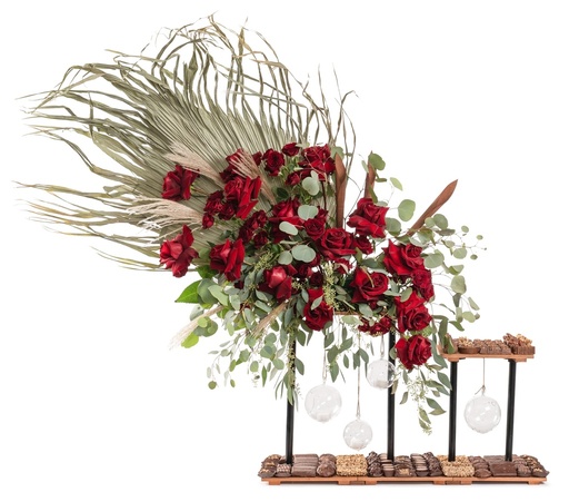 [81007] Pallets Sm W/Goodies