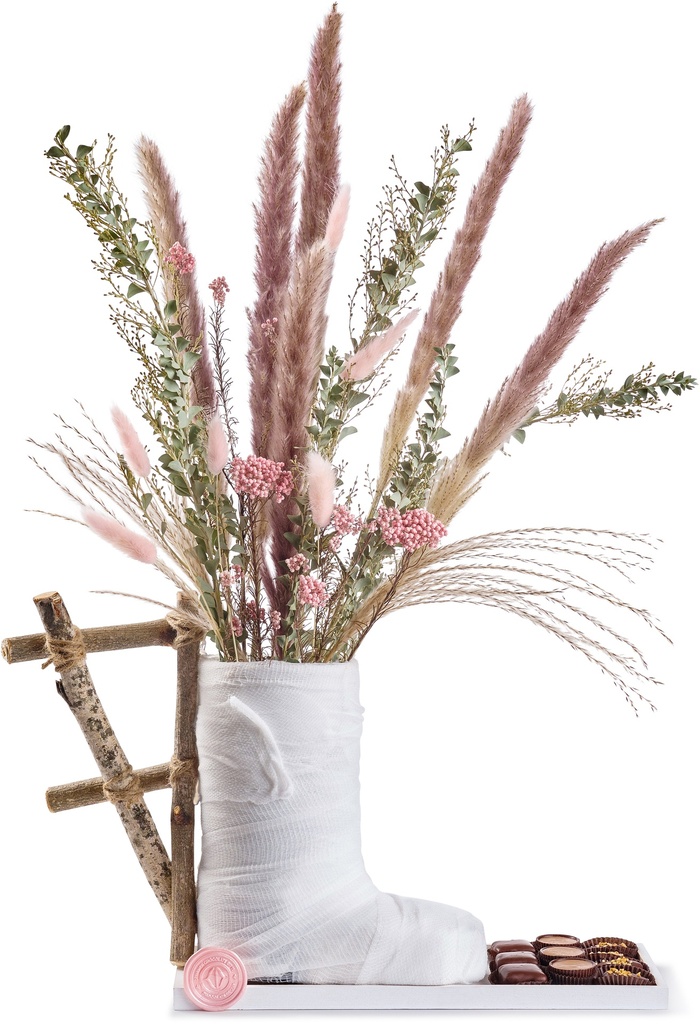 Floral Cast