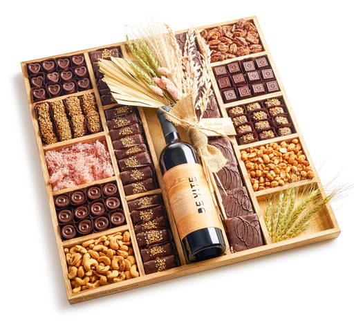 [81545] Purim Wood Section Tray Large